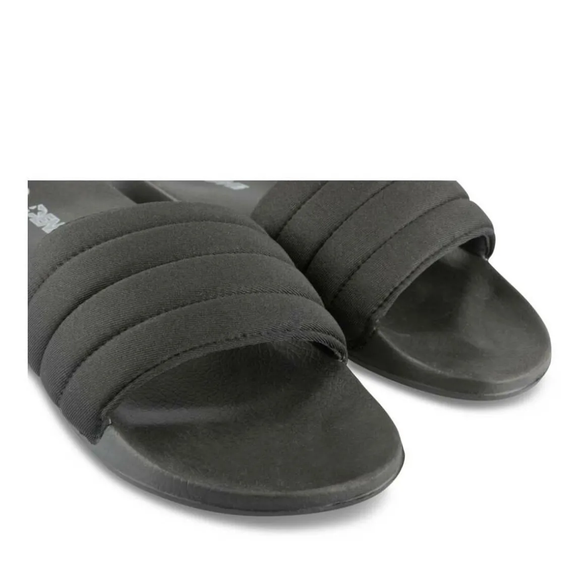 Badslippers ZWART