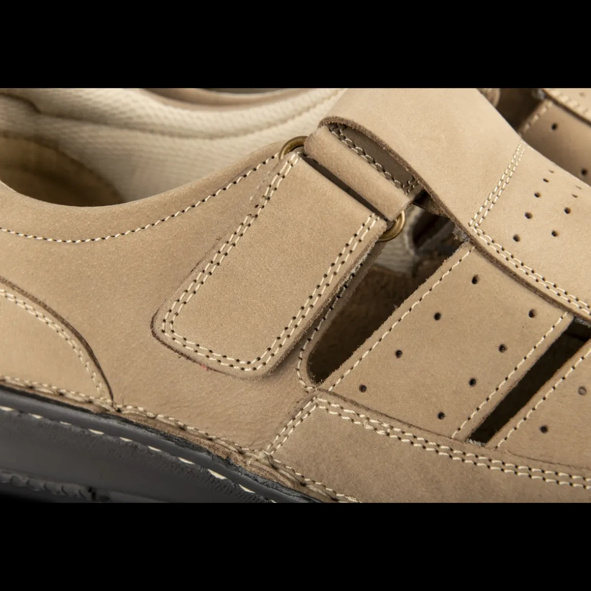 Sandalen BEIGE