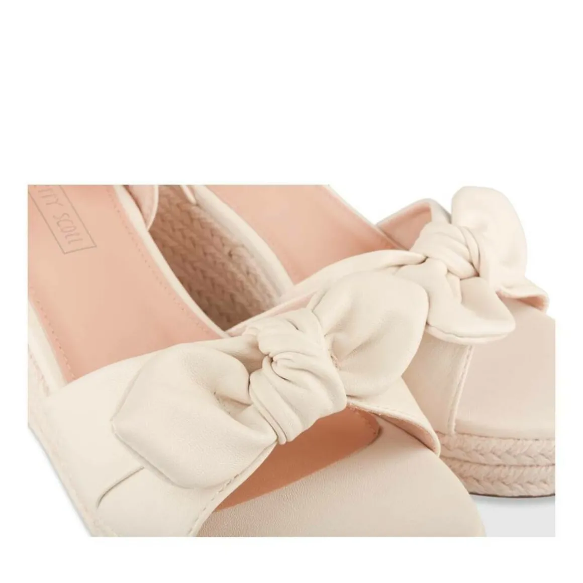 Sandalen BEIGE
