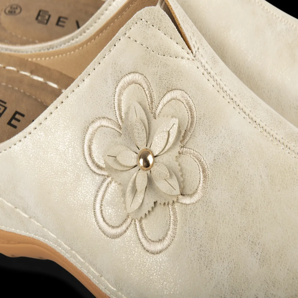 Slippers GOUD
