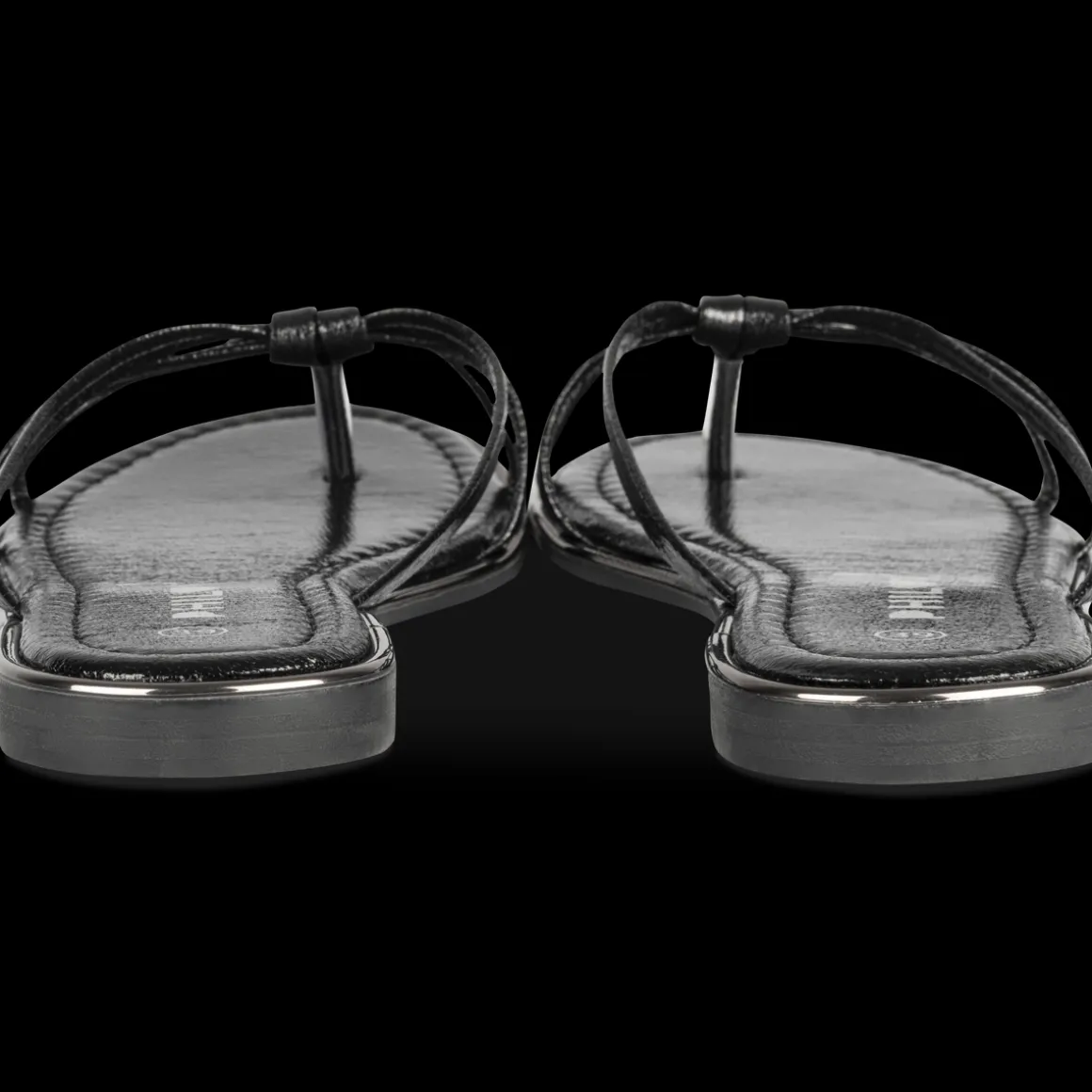 Slippers ZWART