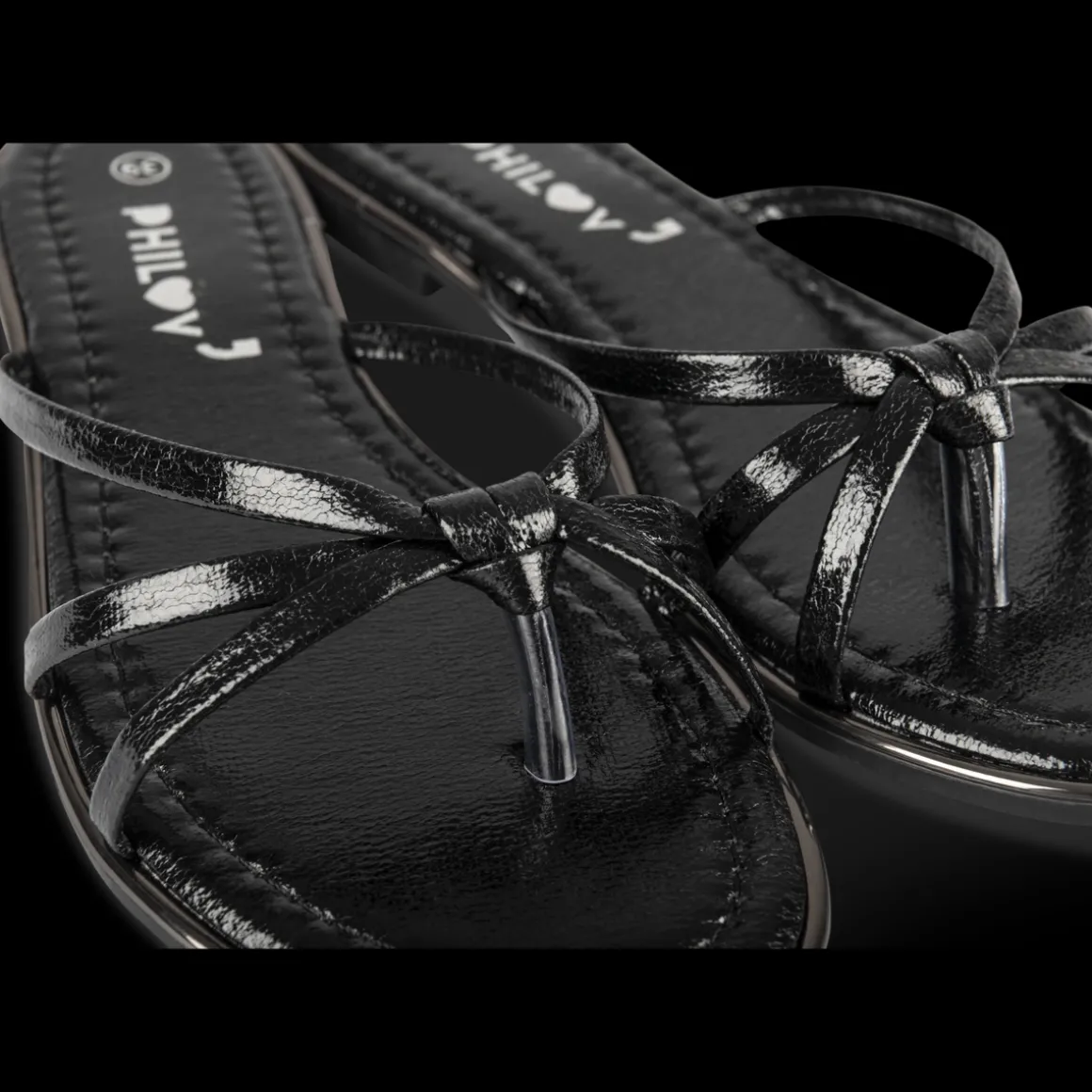 Slippers ZWART