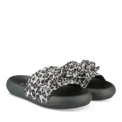 Slippers ZWART