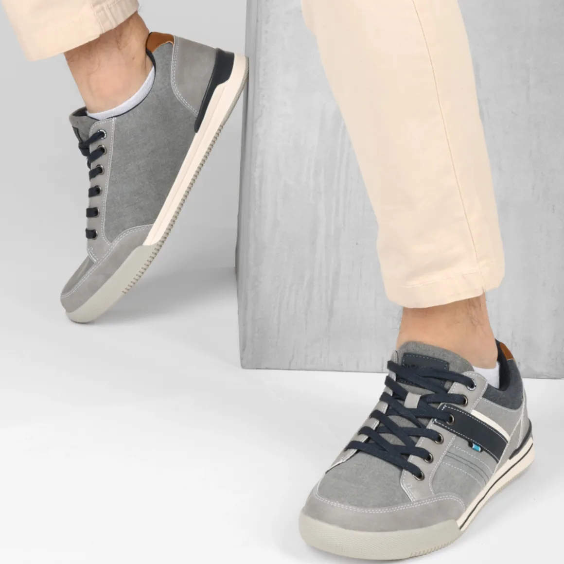 Sneakers GRIJS