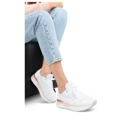 Sneakers R78 Voyage WIT PUMA