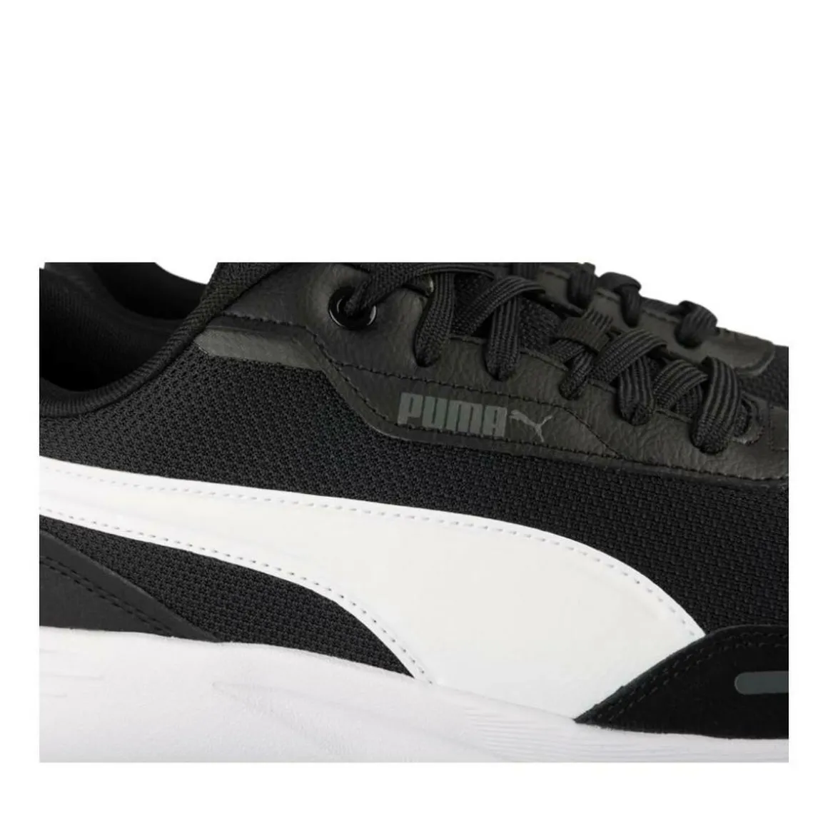 Sneakers Runtamed ZWART PUMA