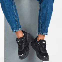 Sneakers Trinity ZWART PUMA