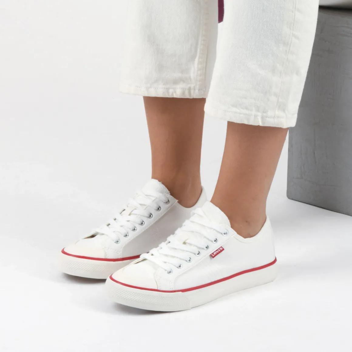 Sneakers WIT