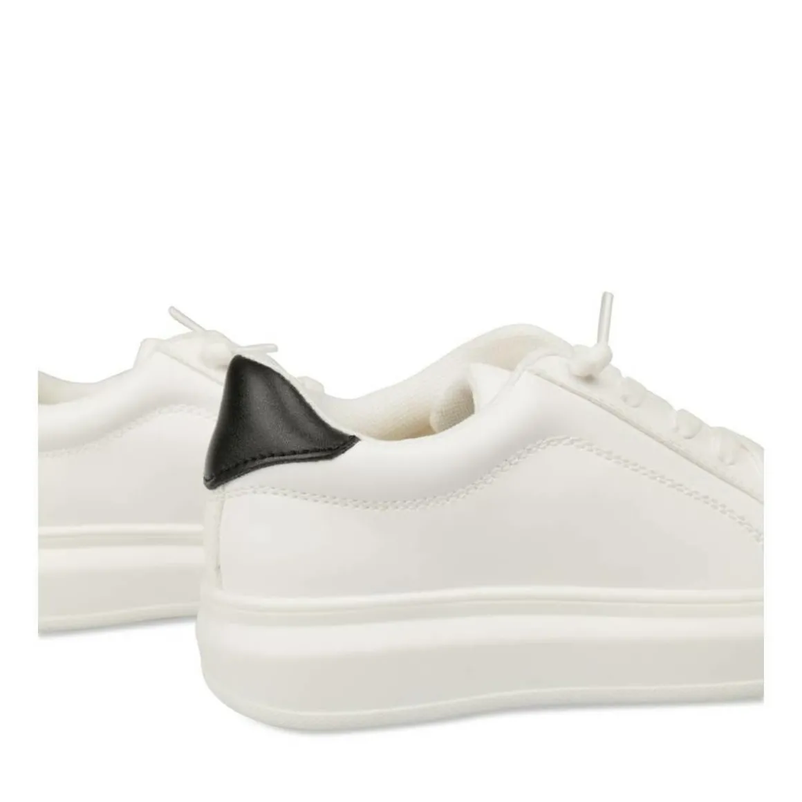 Sneakers WIT