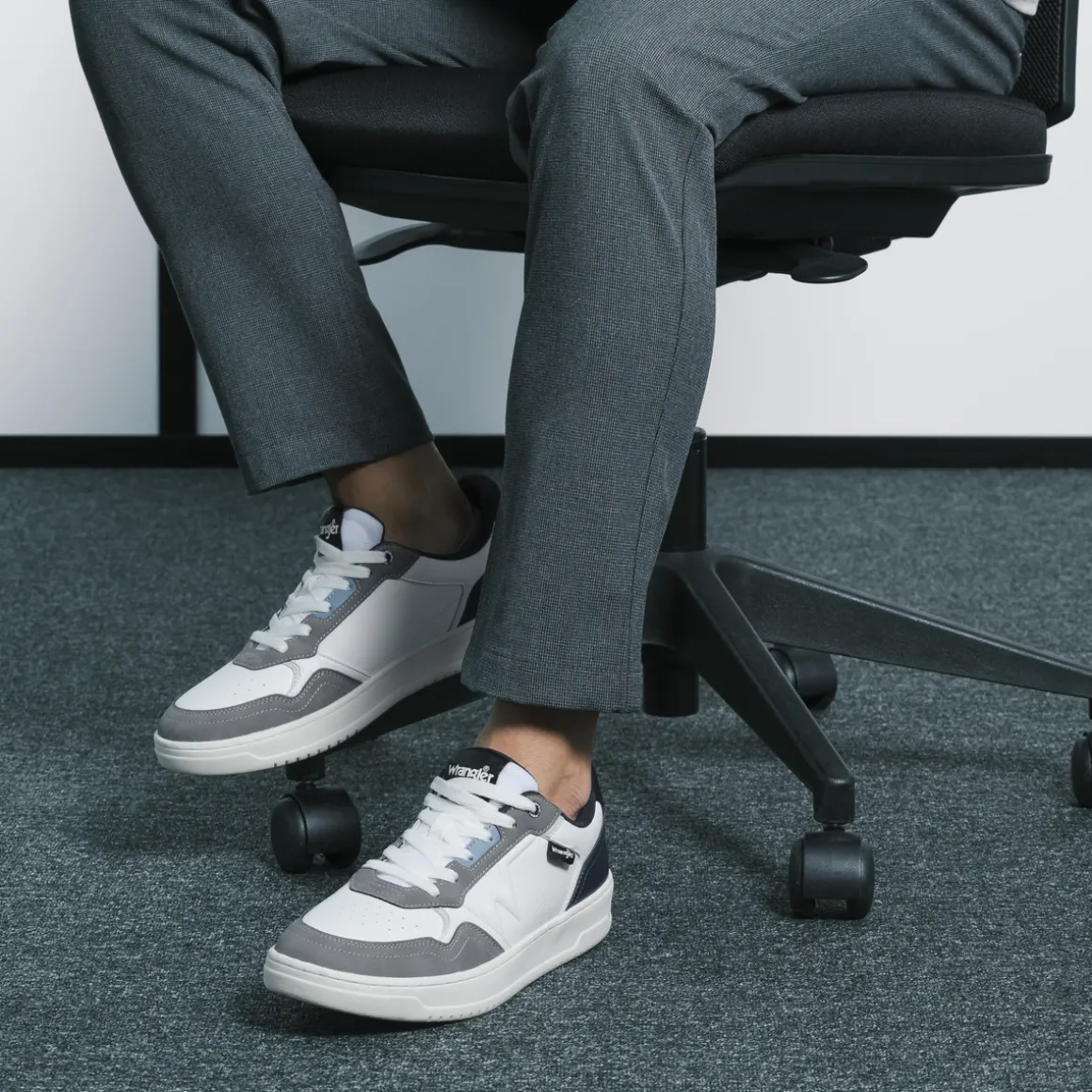Sneakers WIT