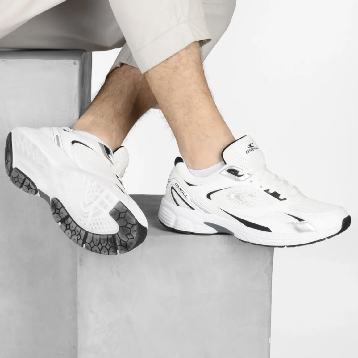 Sneakers WIT