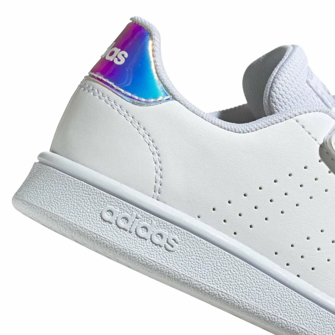 Sneakers WIT Advantage C