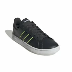 Sneakers ZWART Grand Court Base