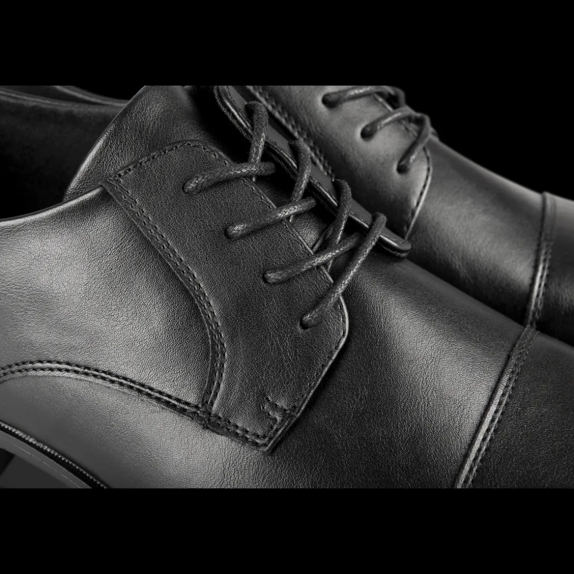Veterschoenen ZWART